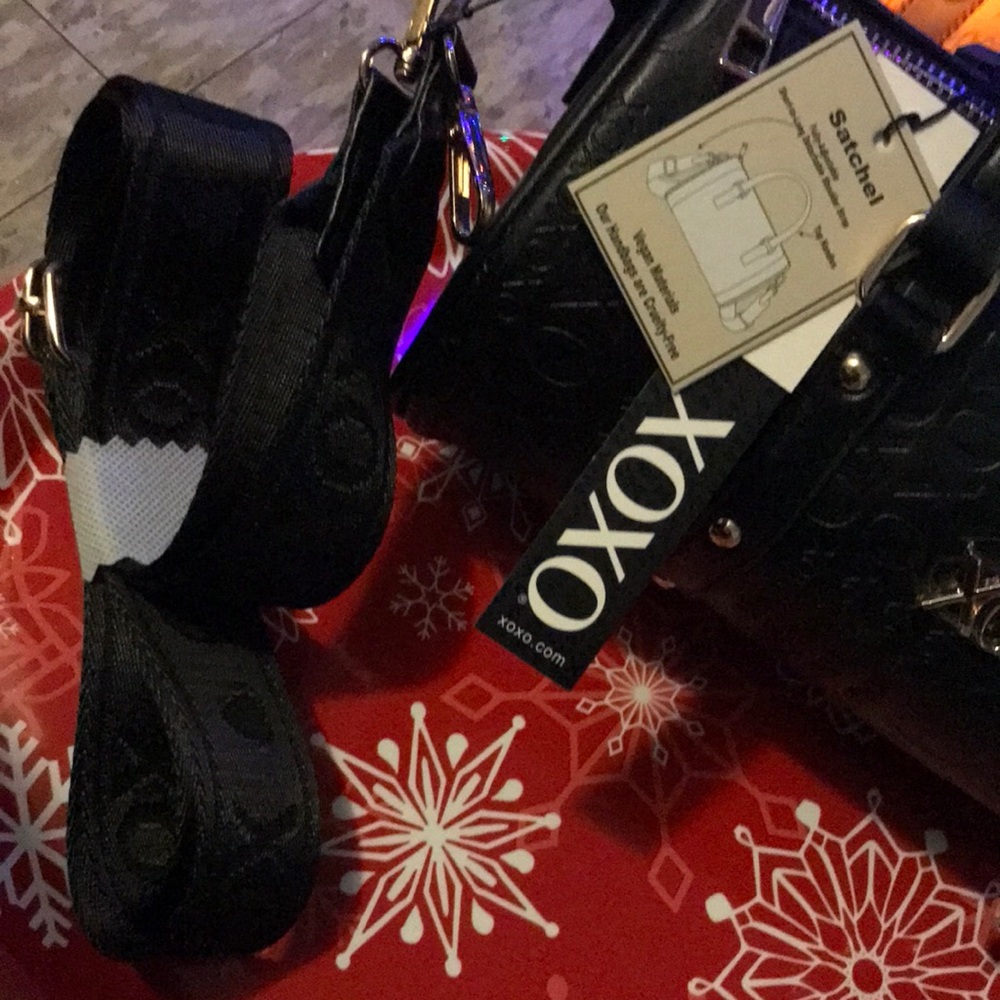 XOXO Black Crossbody Bag with Gold Accents - Picture 5 of 14